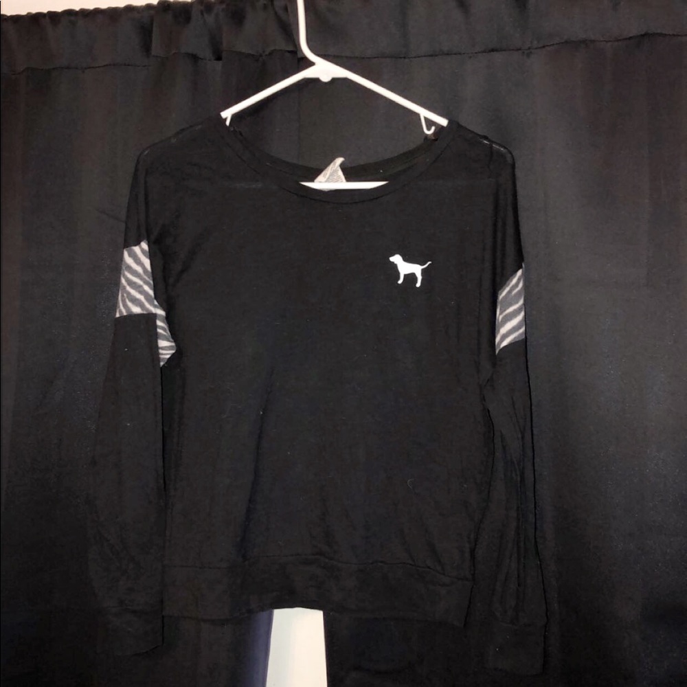 Black Light long sleeve